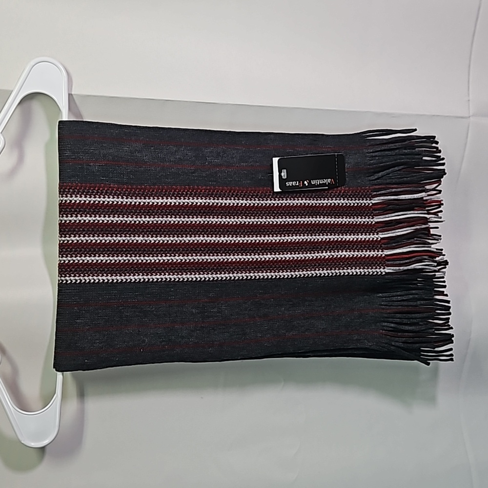 Valentin Fraas Winter Scarf 70x12" NWT